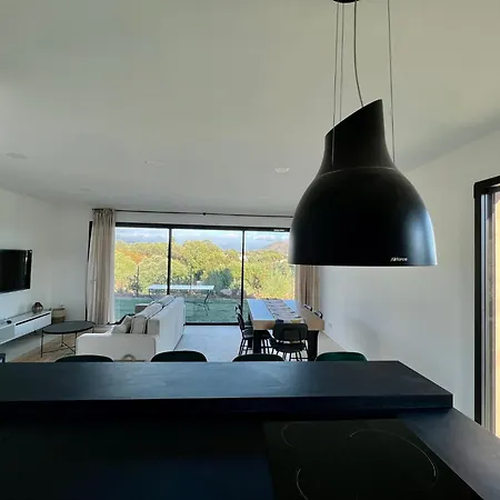 Standing Villa